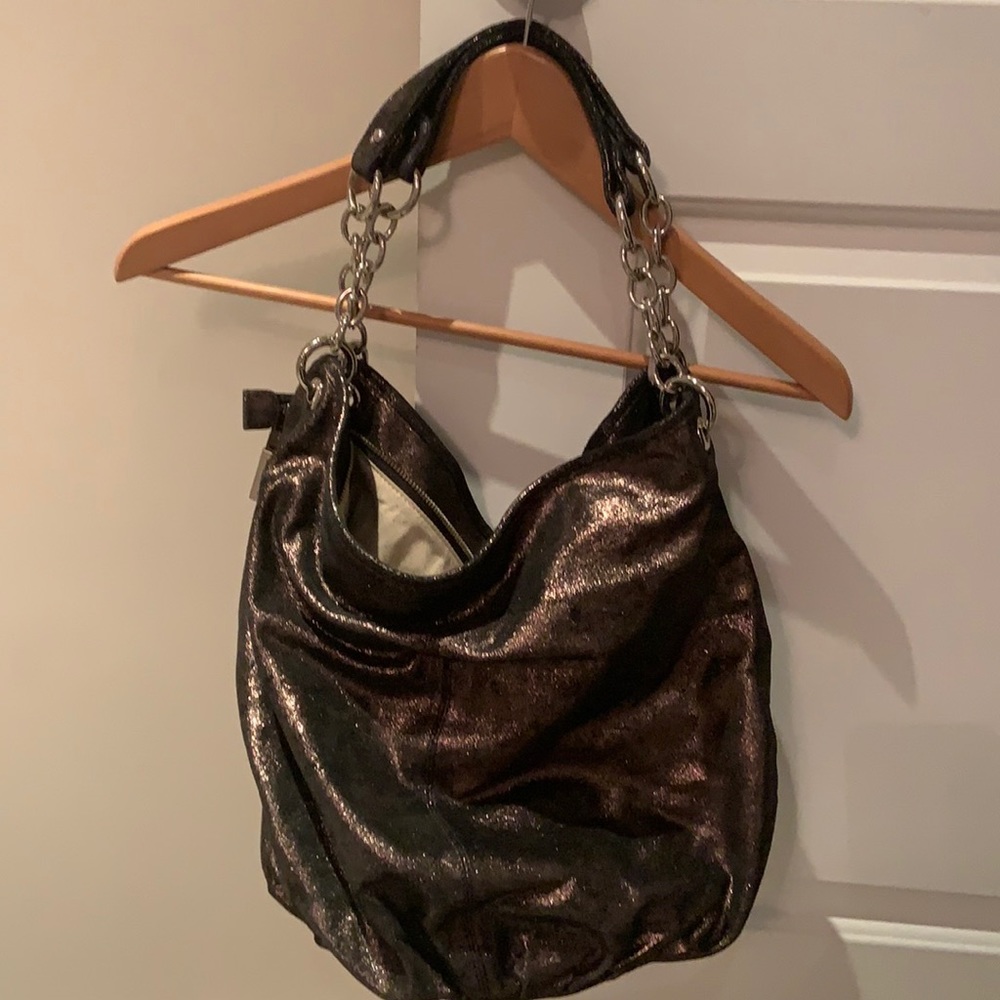 Bodhi handbag 18”x15” black/ gold